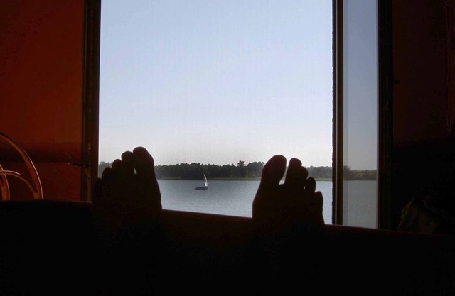 Very comfortable holiday cottage, perched on the high shore of the Talty Lake