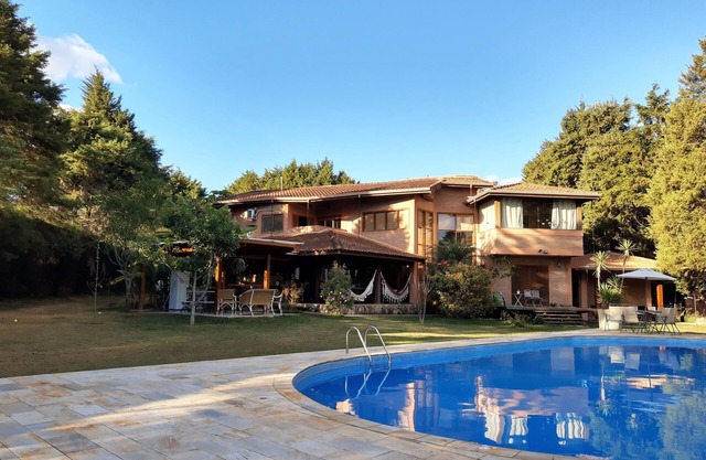 Very nice country house in the best area of Valinhos. Quality accommodation.