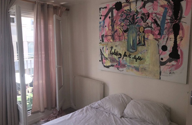 Very nice 5-room apartment, 2 bedrooms + 1 office + 1 living room