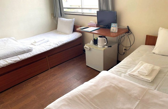 Very popular hotel for sightseeing in Okinawa Arena Free parking no overnight stayTwin room/Nakagami-gun Okinawa