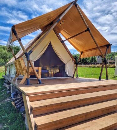 Veselia Glamping
