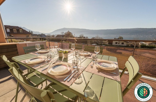 VEYRIER - La Brune, Duplex 4* vue lac et plage