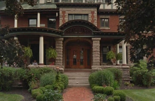 Victorian Mansion Executive Condo