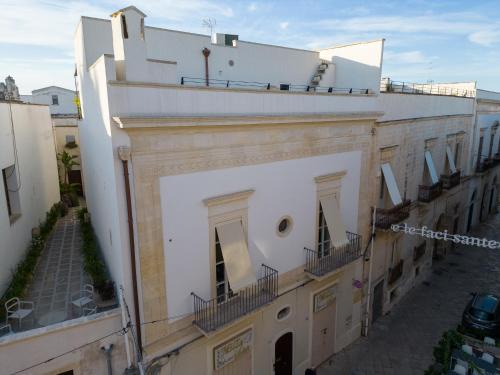 View of the Tower, accommodation in the historic center and WiFi