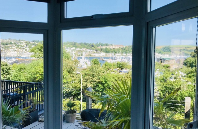 'View to The Blue' uninterrupted panoramic views, fantastic location!