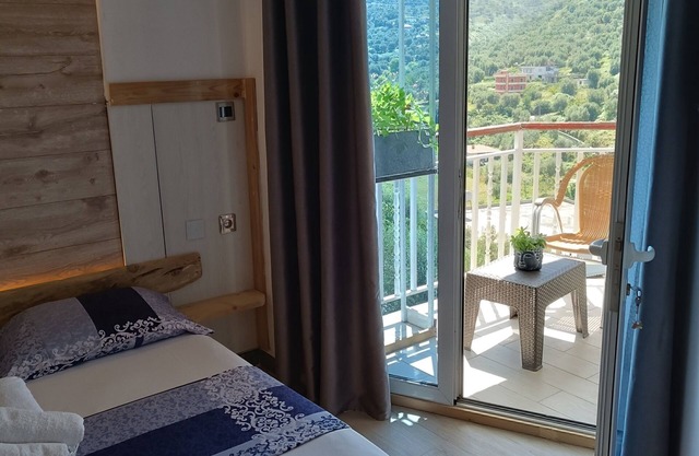 View with balcony in Villa 32 (Oliven)
