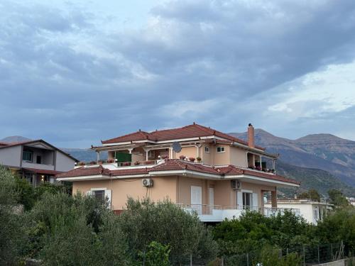 Vila Xheka