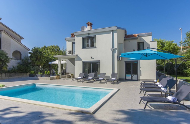 Villa 1863/22758 (Istria - Poreč), 350m from the beach
