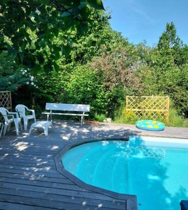 Villa 3 chambres à Saint-Cirgues-de-Malbert avec piscine