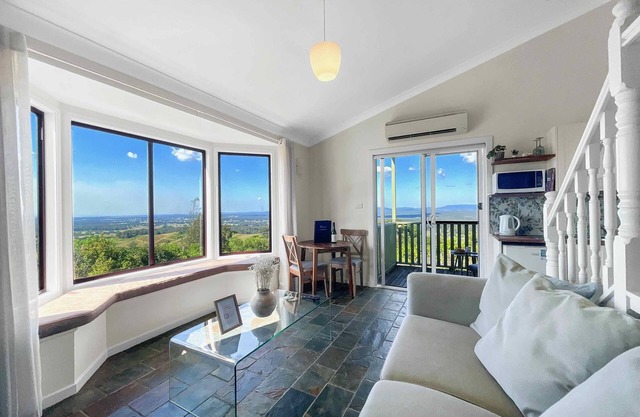 Villa 4 @ Bimbadeen Estate - Split level villa with sensational views all around - just for 2!