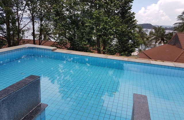 Villa 5 Bedrooms with Private Pool & Breakfast
