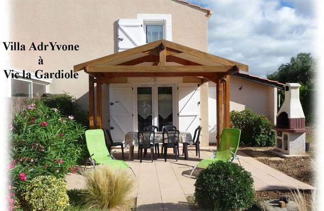 Villa AdrYvone 2 * T3, air-conditioned, 3 km from the sea, between Sète and Montpellier