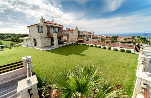 Villa Alina in Haniotis with private pool