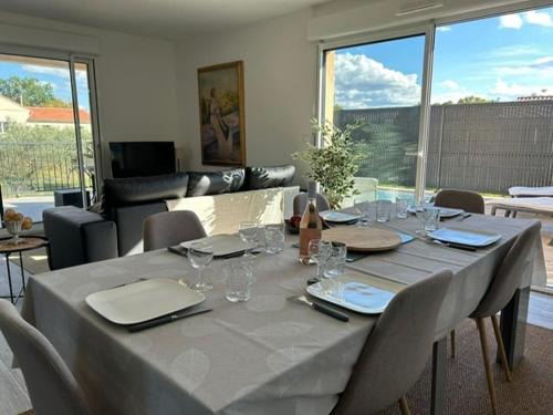 Villa avec piscine/6 personnes