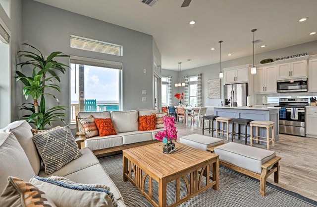 Villa Azul Galveston Home Modern and Beachfront!