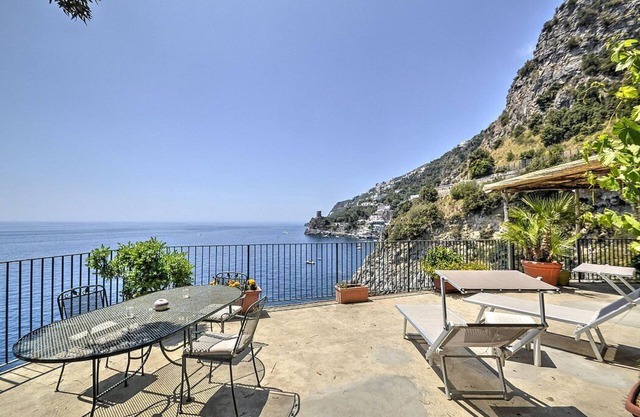Villa Babila: A charming two-story villa set into the cliff, sheer above the sea and with direct access to the sea, with Free WI-FI.