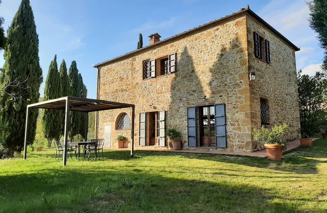 Villa Banditello, secluded, panoramic view over Montepulciano valley.
