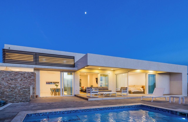 Villa Bella Luna - Panoramic Luxury by Lucha