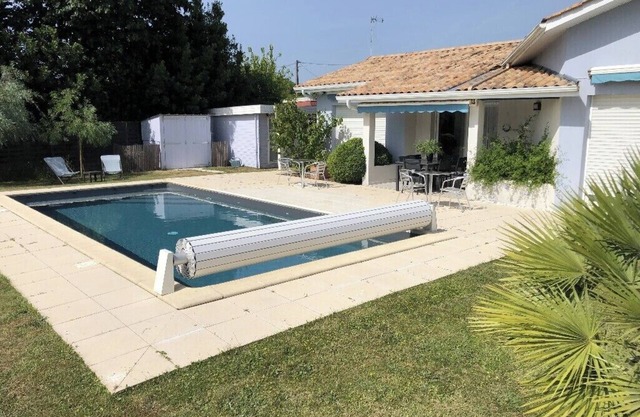 Villa Bleue 8 pers avec piscine chauffée sur terrain clos