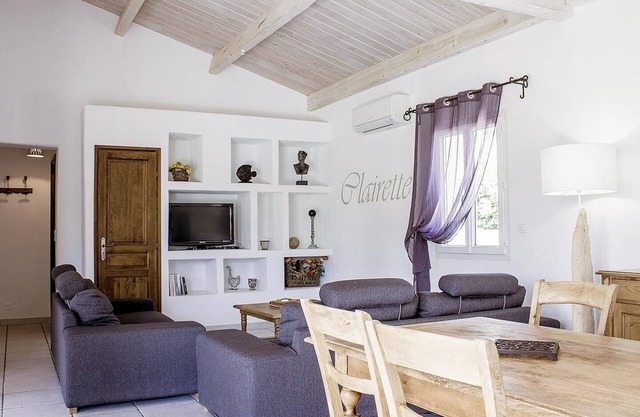Villa Clairette - private terrace and garden