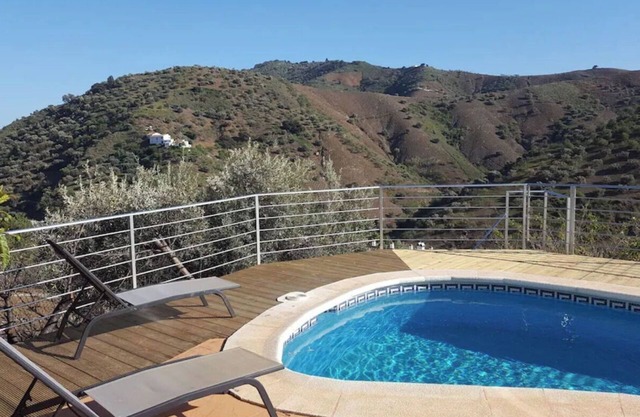 Villa Carolina: A great 3 Bed Villa sleeps 8 from Vine Ridge Retreats Management