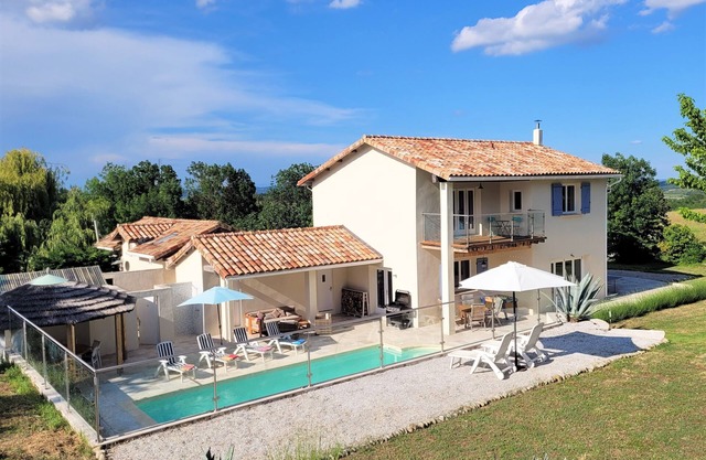 Villa center of the Cathar region Carcassonne charm & elegance are the key words