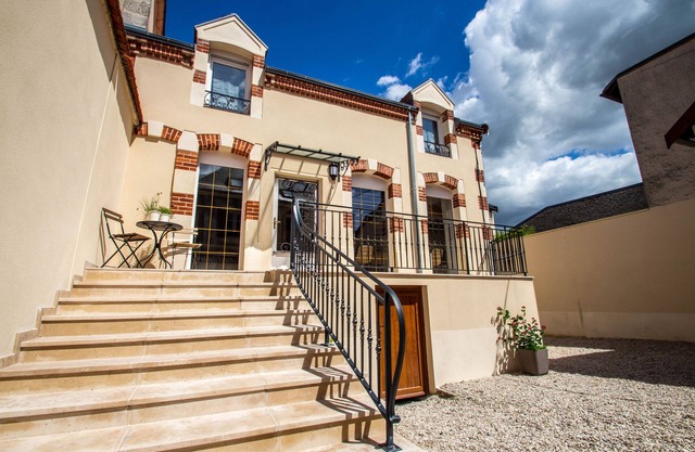 Villa Champenoise en Plein Cœur du Vignoble Champenois 1er cru