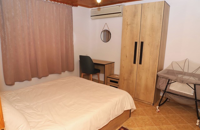 Villa Citadel: Two Bedroom Old Villa In Berat Castle