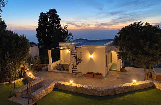 Villa Claudia - Lovely villa with Jacuzzi hot tub