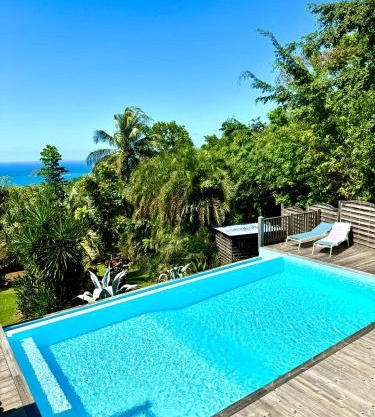 Villa d'exception VUE SUR MER et piscine privée - Idéalement située proche plages !