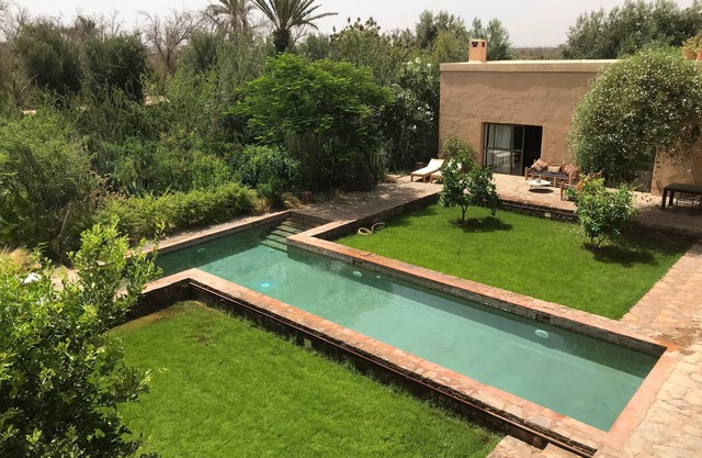 Villa d'Hossoun, Luxurious exclusive rental property with HEATED swimming pool