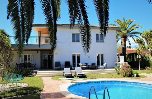 Villa "dalias" - su Casa de Vacaciones de Cuento de Hadas!