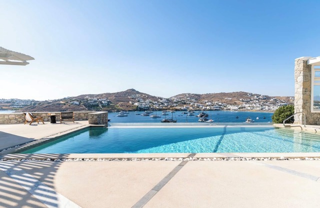 Villa Dame Sea view terrace villa 5 bdrms, WiFi, A/C in enchanting Mykonos