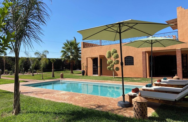 Villa Dar Mazaheer private pool, Atlas foothills