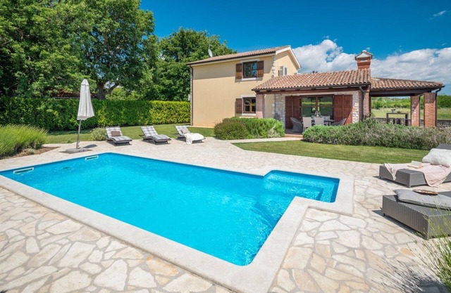 Villa Dea in Vošteni - Haus für 6 Personen