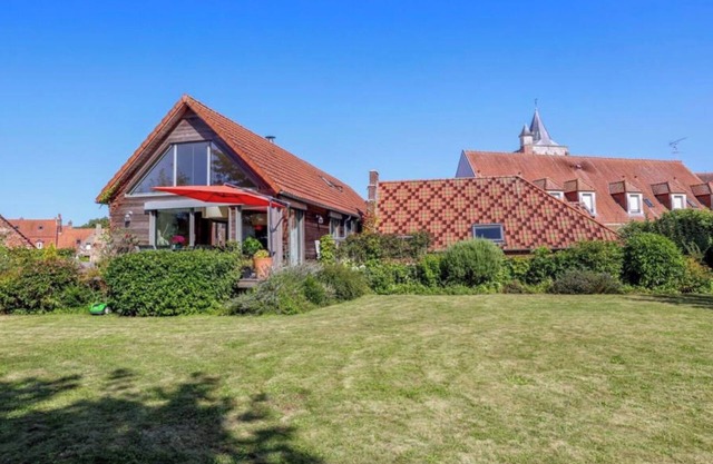 Villa des Remparts - 15/25 min from the Opal Coast beaches - 15 pers - Garden 2500m2