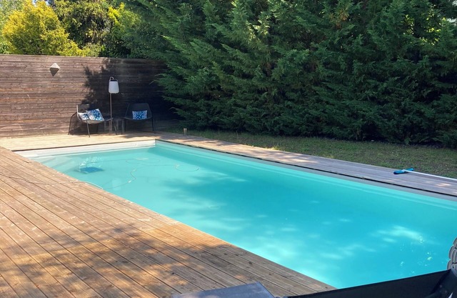 Villa Design Piscine Chauffée Tours Loire Valley