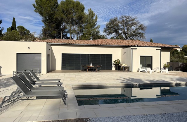 Villa Dexception à Montferrier