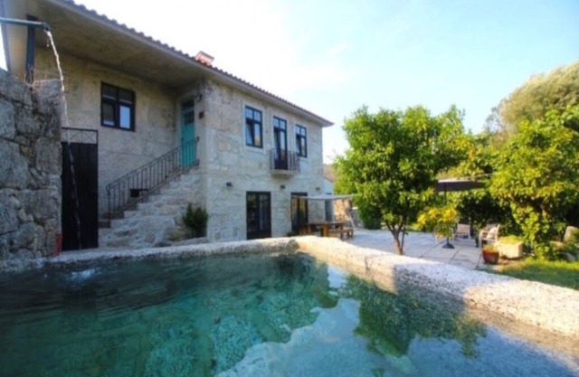 Villa Dos Santos - Gerês Country House, with mountain views