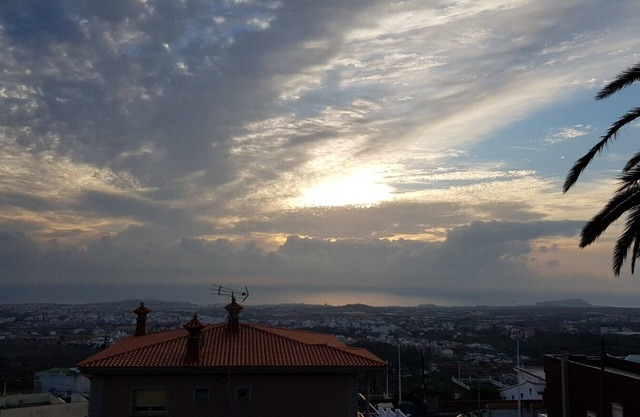 Villa Elsa with Sea View, Terrace & Wi-Fi