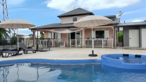 Villa enchanteresse à Saint-Benoît avec piscine privée
