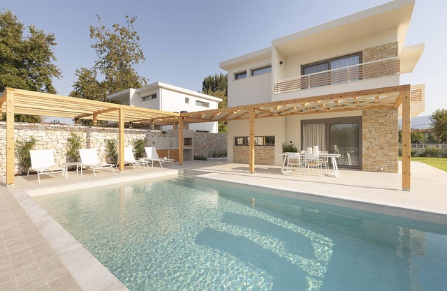 Villa " Eros" located in the magnificent "White Nest Complex"