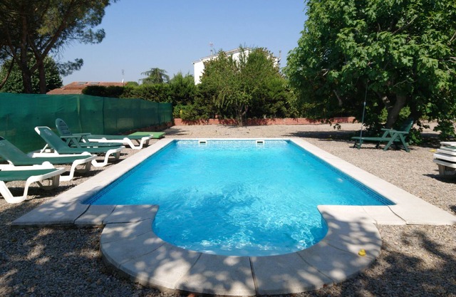 VILLA OF DREAMS (DREAM OF VILLA)