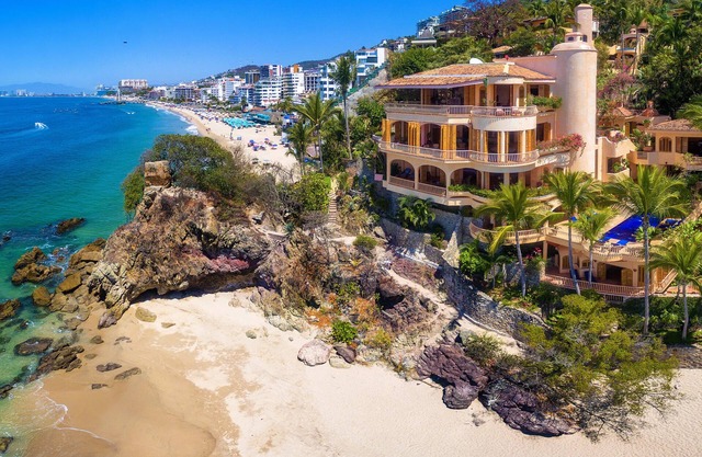 Villa Estrella Mar - Five Star Luxury - Staff - Private Pool - On the beach!
