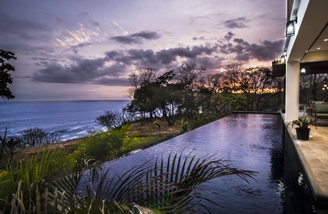 Villa Front Ocean view Costa Rica (In house Chef)