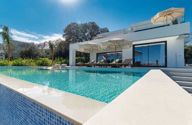 Villa Gatsby by Gatsby Rhodes-Brand New Seaview Villa