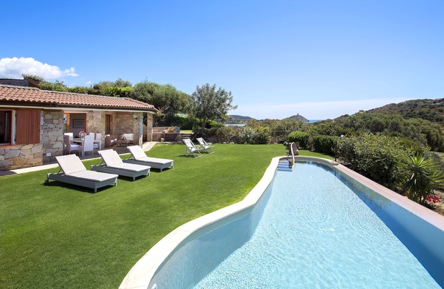 Villa in Chia. Infinity private pool & garden, 500m from seaside. Great Panorama
