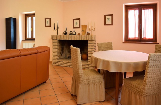 Villa in Campli with 3 bedrooms sleeps 8
