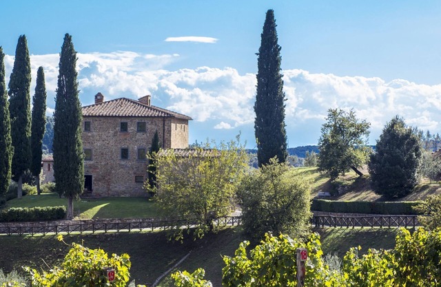 Villa in San Vincenti with 5 bedrooms sleeps 12