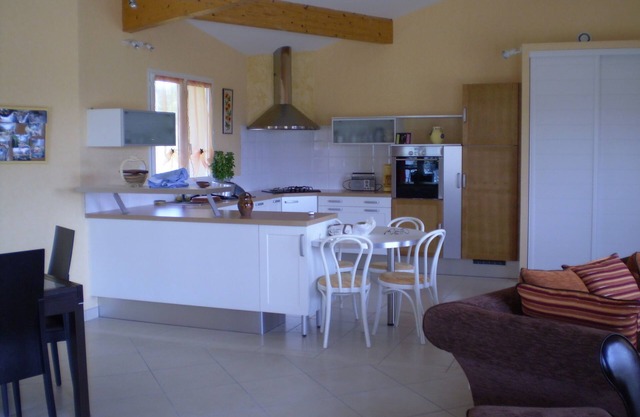 Villa in the countryside (sonnay)